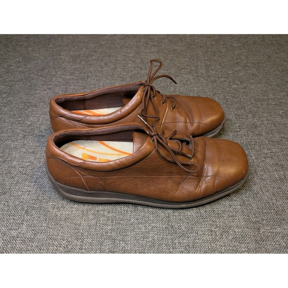 Hush Puppies Shoes Mens 11 EW Loafers Tan Leather Slip On Round Toe Casual